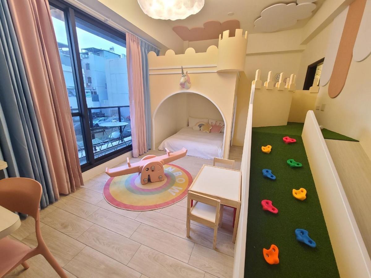 Sunlight Forest Homestay Tainan Exterior foto