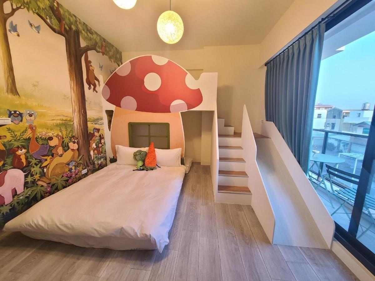 Sunlight Forest Homestay Tainan Exterior foto