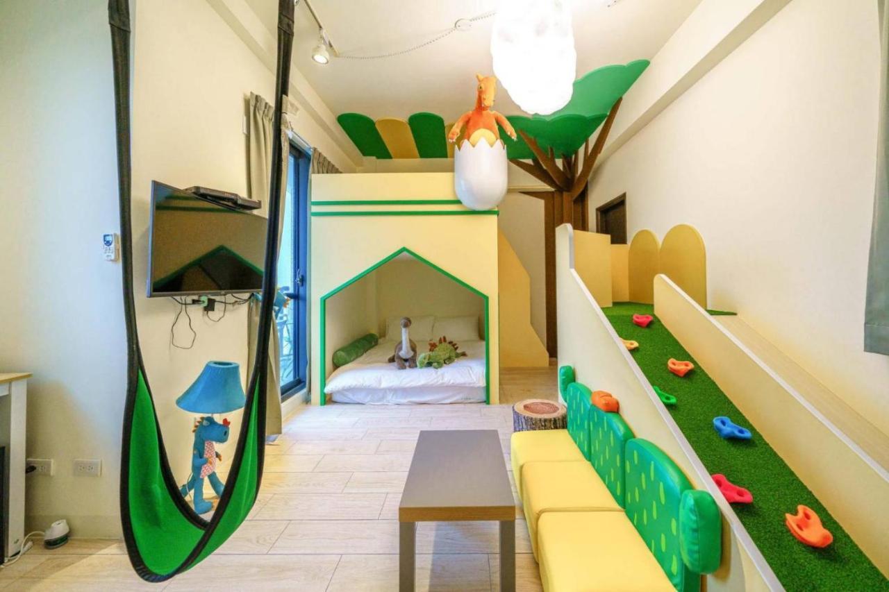 Sunlight Forest Homestay Tainan Exterior foto