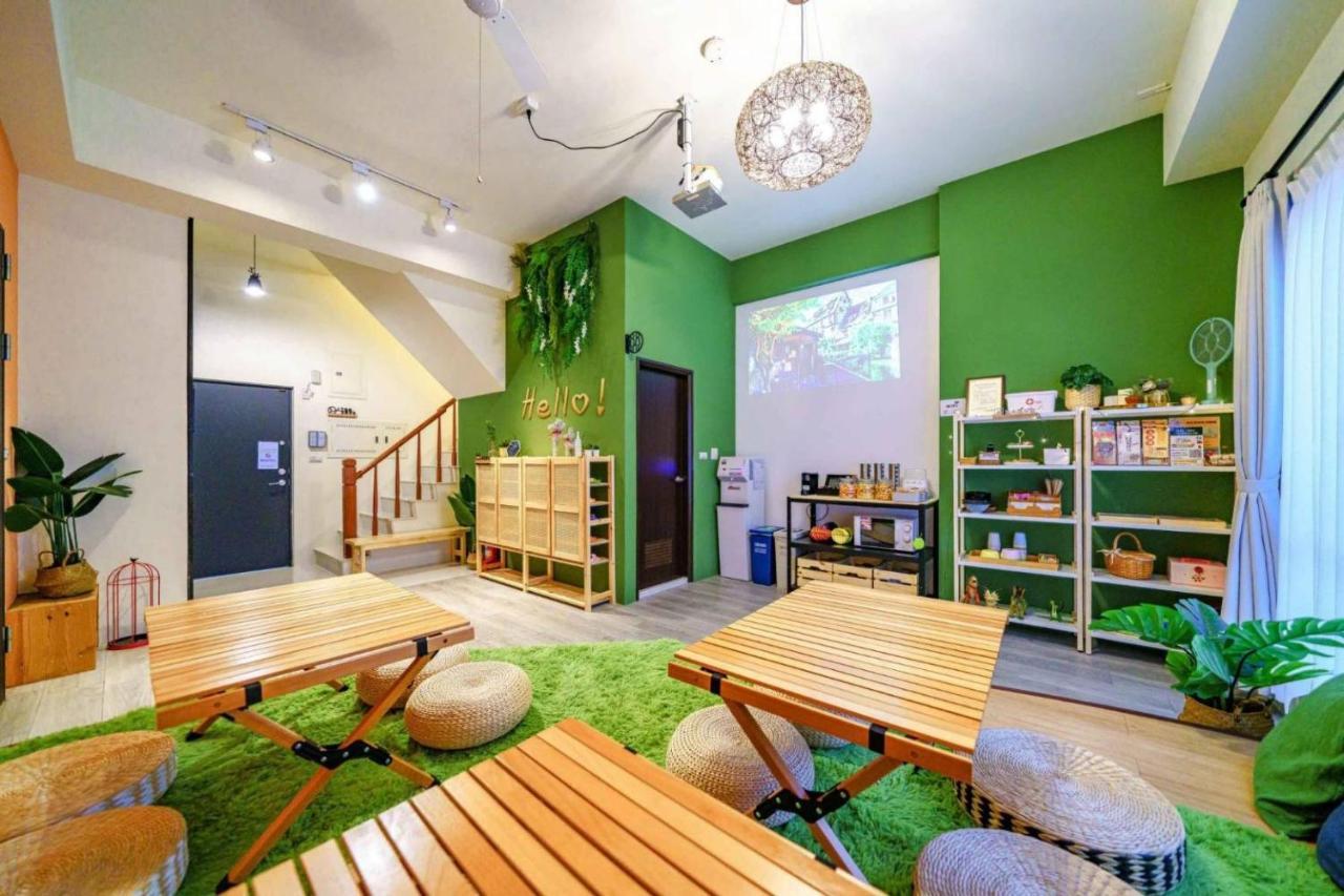 Sunlight Forest Homestay Tainan Exterior foto