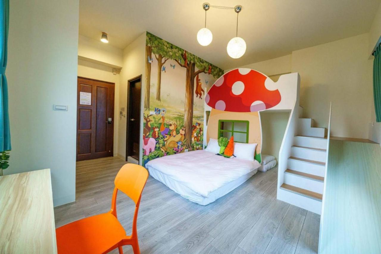 Sunlight Forest Homestay Tainan Exterior foto