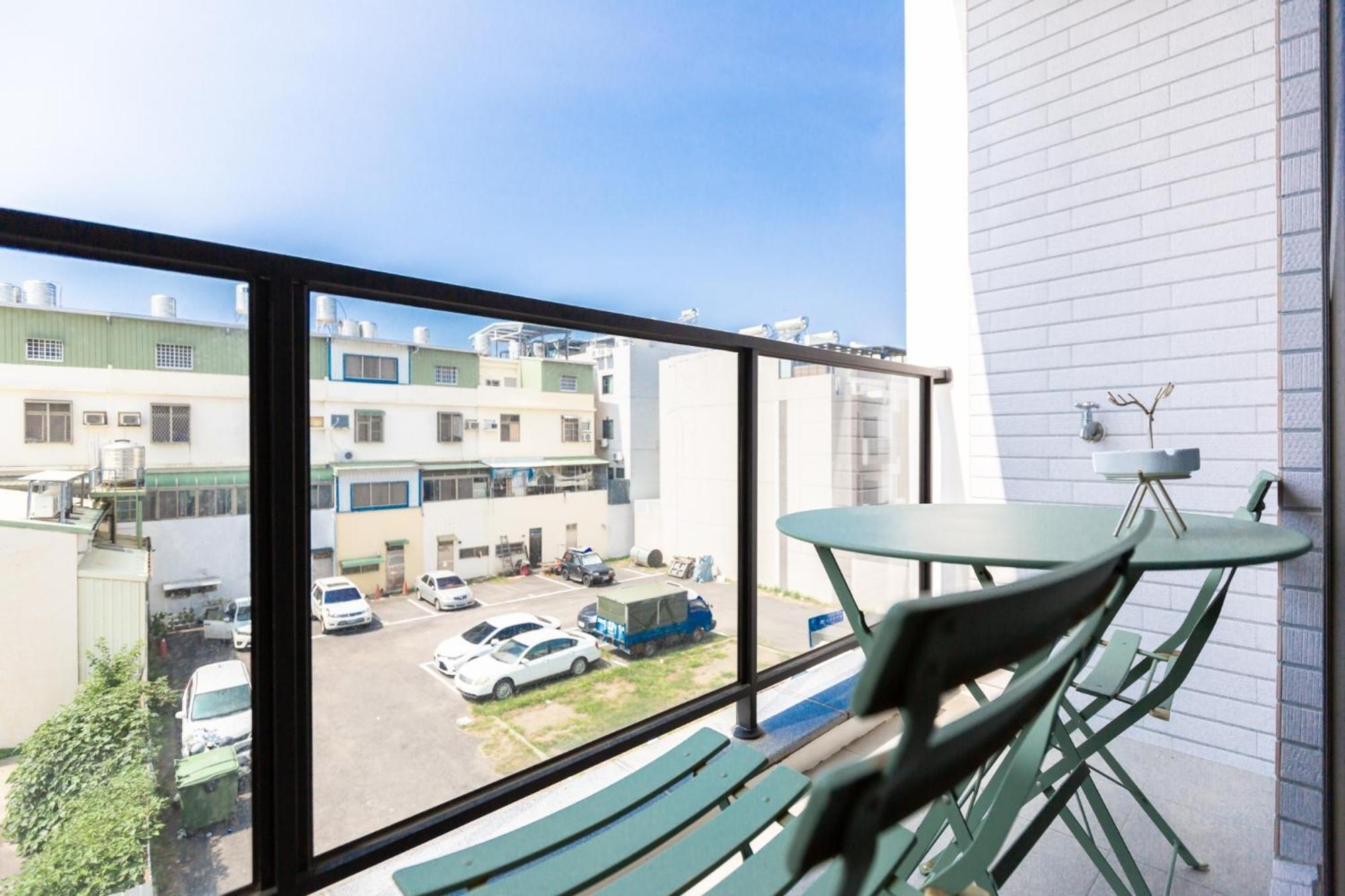 Sunlight Forest Homestay Tainan Exterior foto